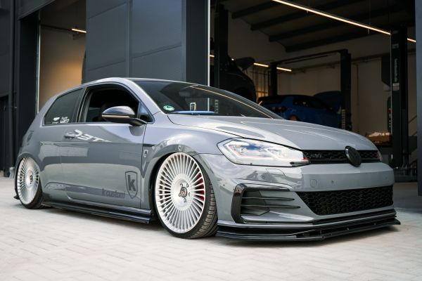 VW Golf 7 GTI TCR